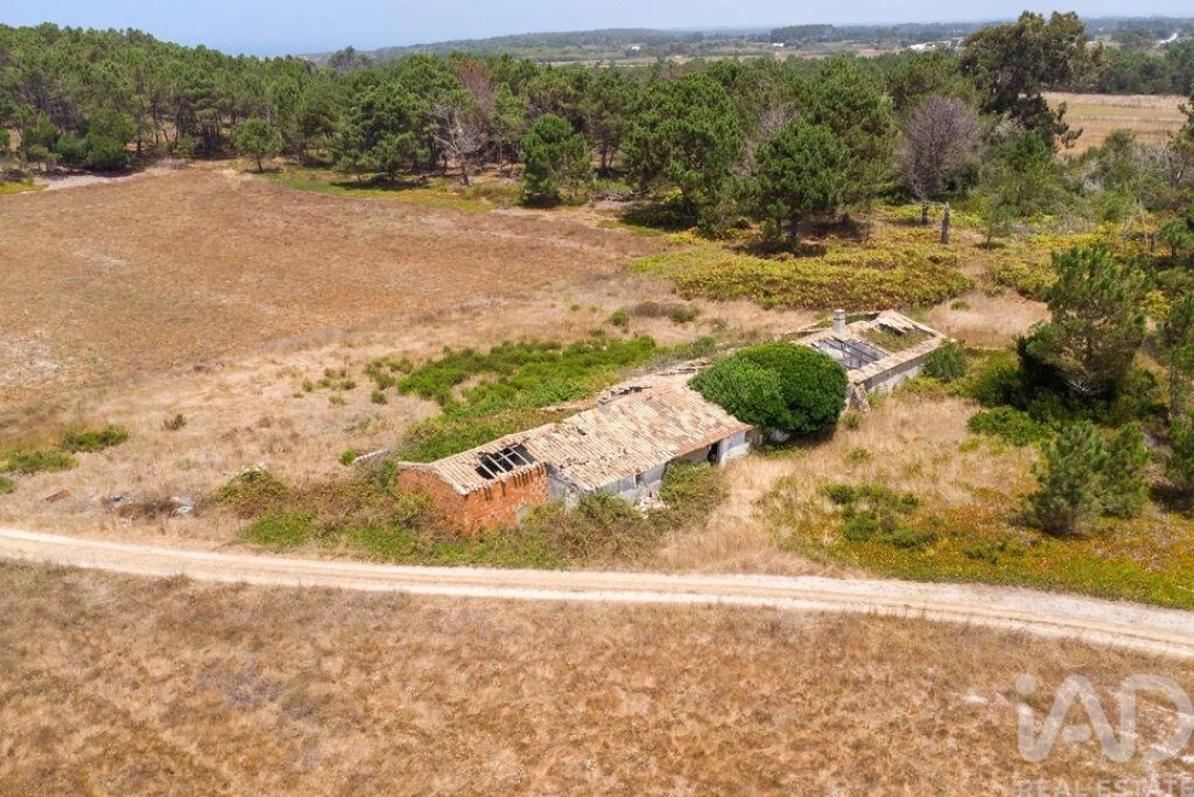 Terreno para Venda em Rogil Foto 15