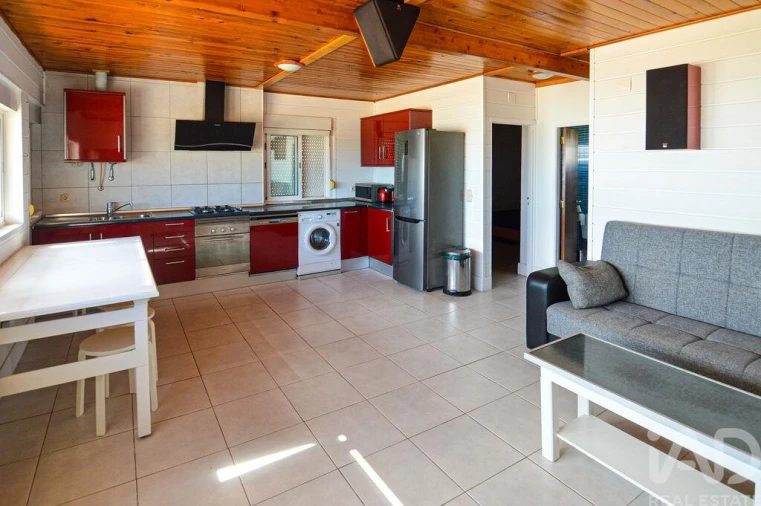 Moradia T2 para Venda em Montenegro Foto 4