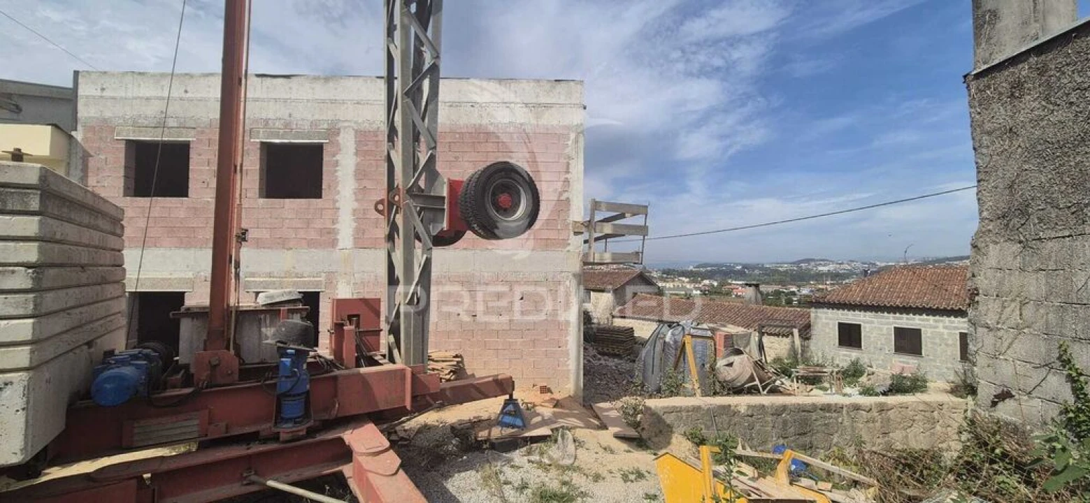 Moradia T2 para Venda em Lamas Foto 17