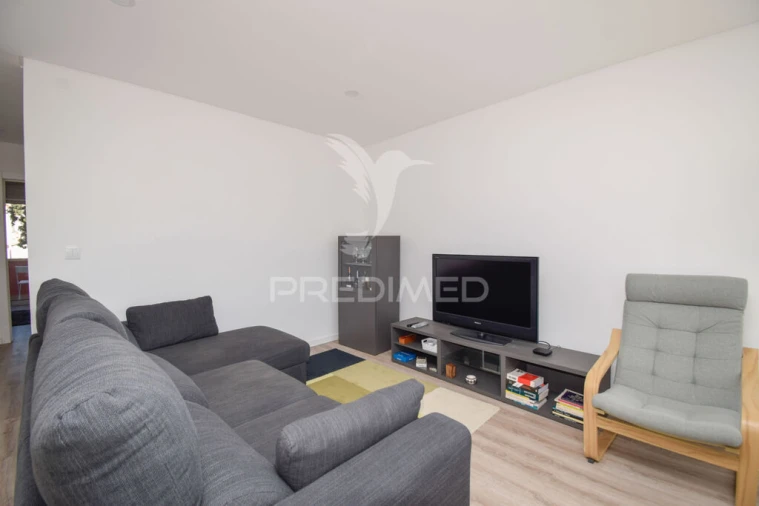 Apartamento T2 para Venda em Alfragide Foto 7