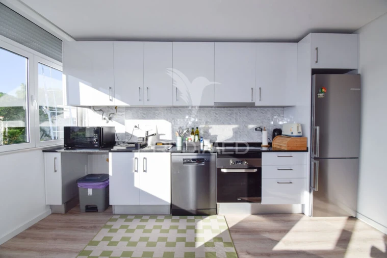 Apartamento T2 para Venda em Alfragide