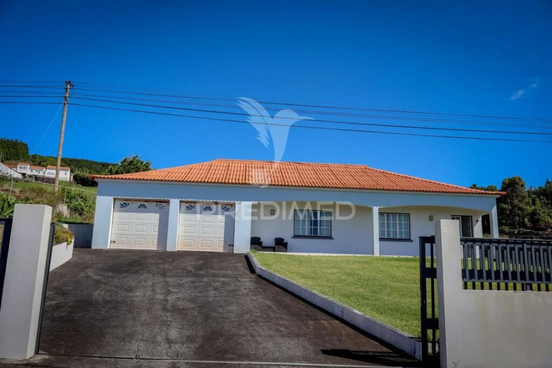 Moradia T3 para Venda em Rosais Foto 4