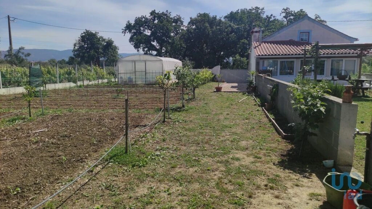 Moradia T3 para Venda em Chão de Couce Foto 4