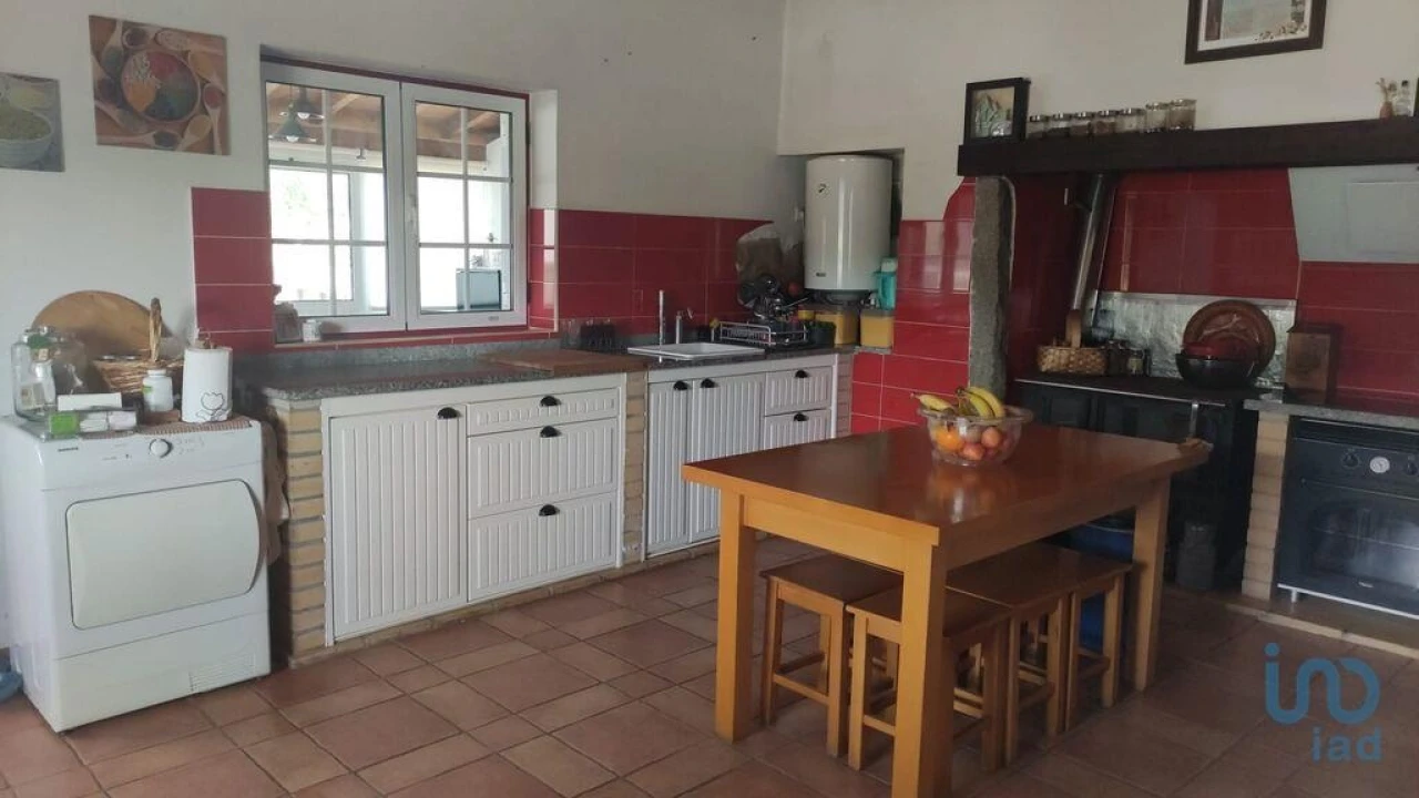 Moradia T3 para Venda em Chão de Couce Foto 9