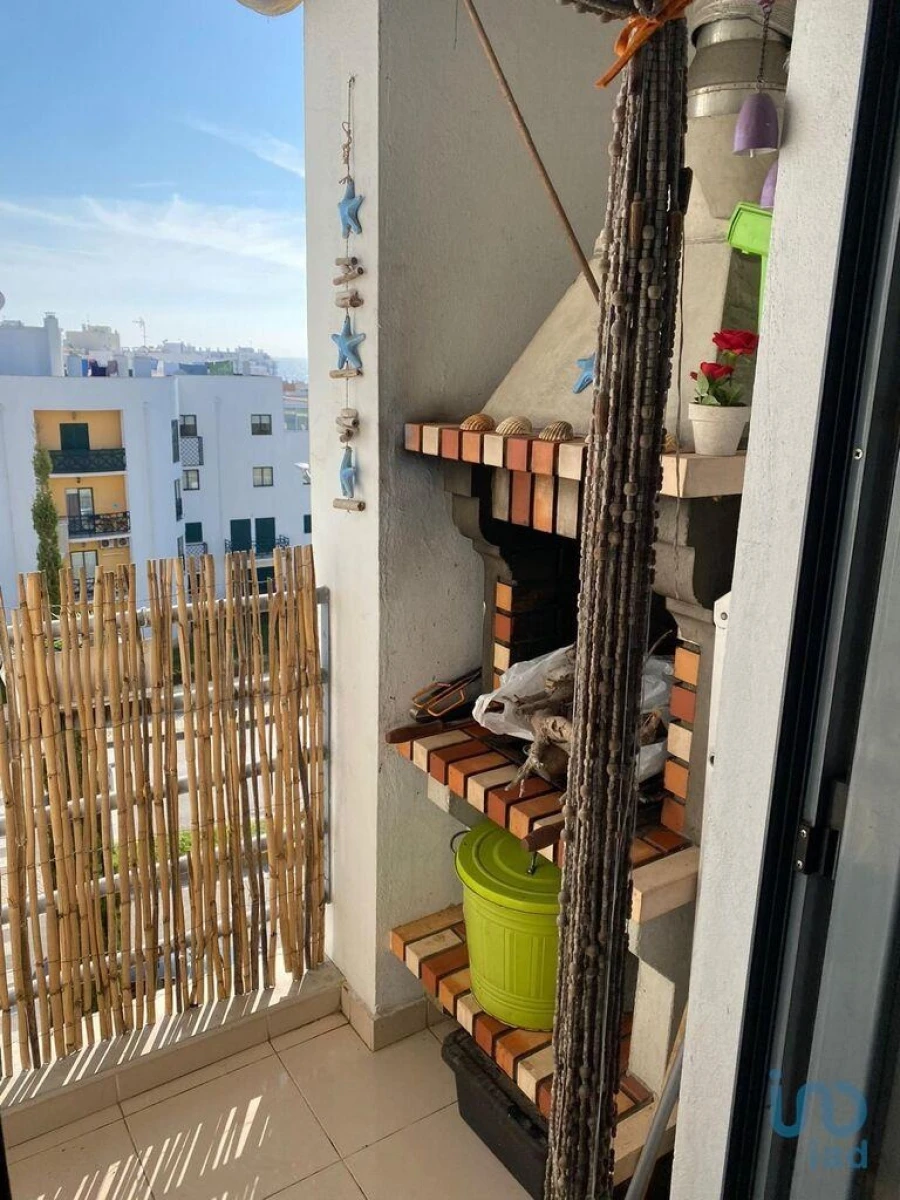 Apartamento T2 para Arrendamento em Armação de Pera Foto 14