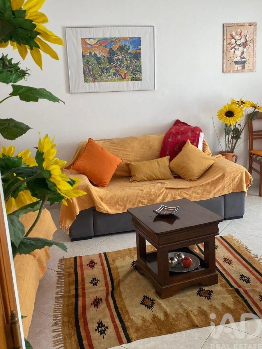 Apartamento T2 para Arrendamento em Armação de Pera Foto 15