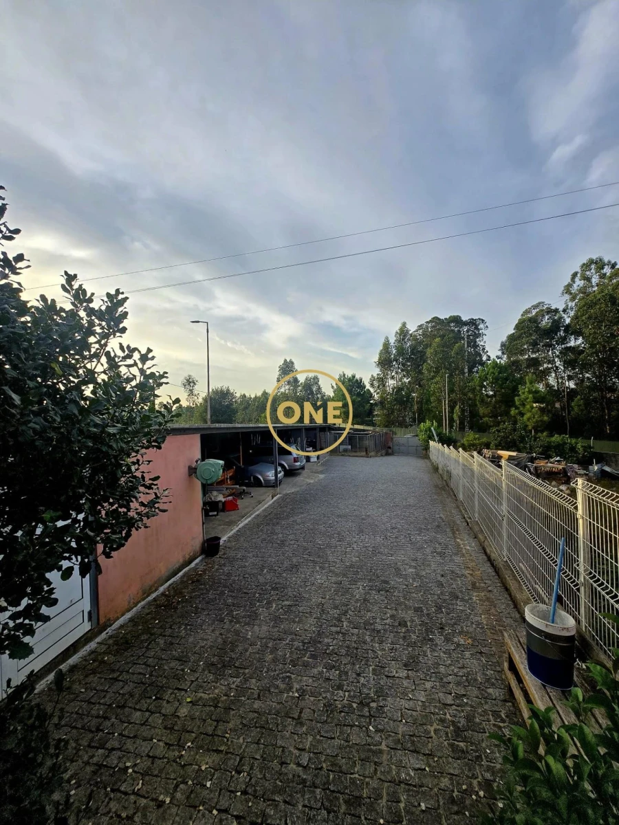 Moradia T4 para Venda em Lousado Foto 14