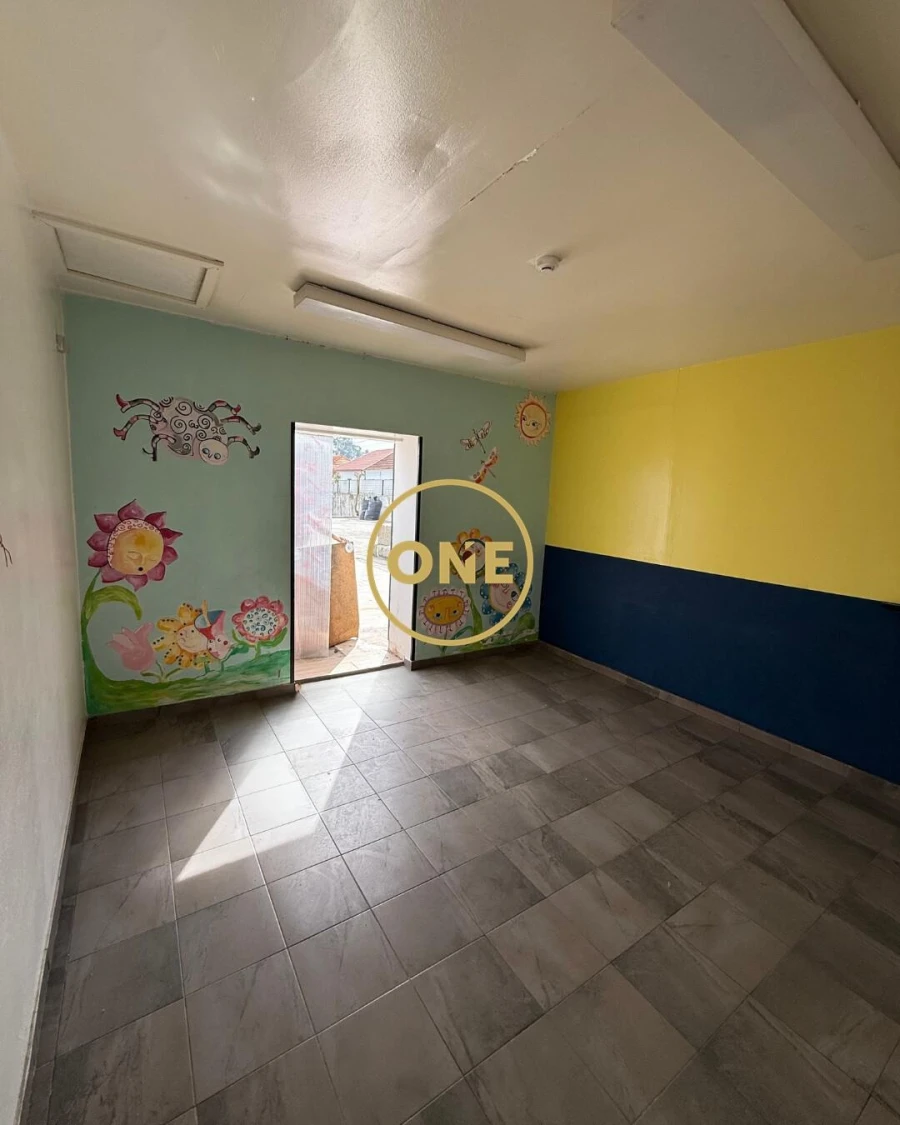 Negócio para Arrendamento em Paços de Brandão Foto 8