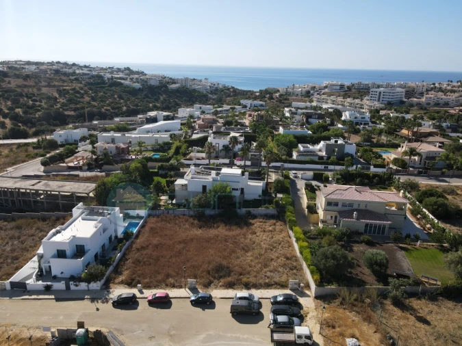 Terreno para Venda em Lagos (São Sebastião e Santa Maria) Foto 1