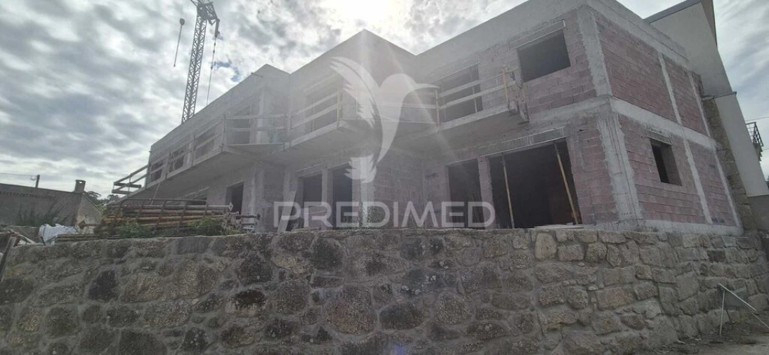 Moradia T3 para Venda em Lamas Foto 20