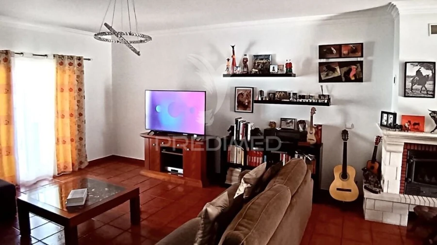 Moradia T3 para Venda em Gaio-Rosário e Sarilhos Pequenos Foto 1