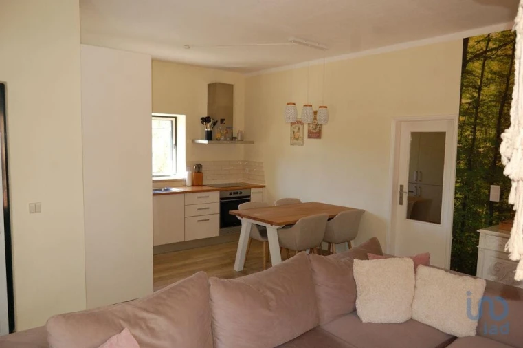 Moradia T5 para Venda em Almoster Foto 6