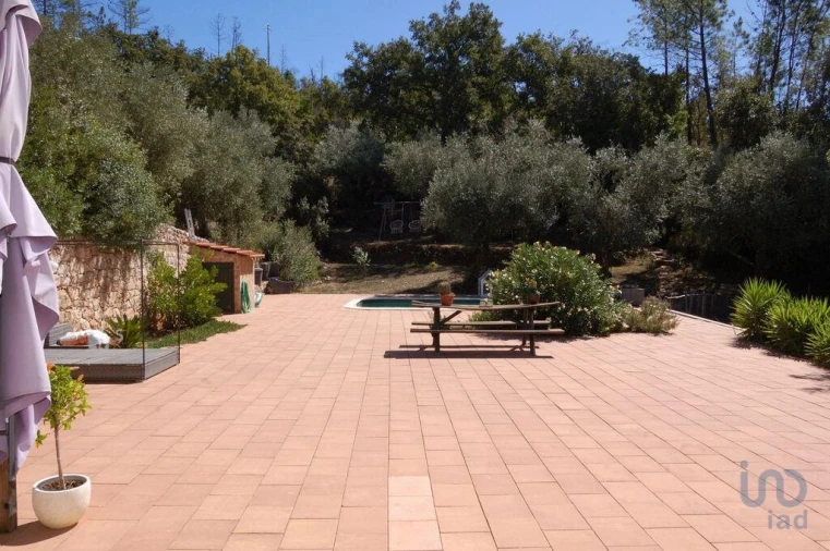 Moradia T5 para Venda em Almoster Foto 3