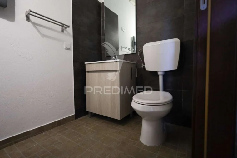 Moradia T4 para Venda em Nossa Sra de Fatima Foto 16