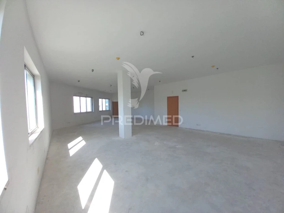 Escritório para Venda em Abrantes (São Vicente e São João) e Alferrarede Foto 10