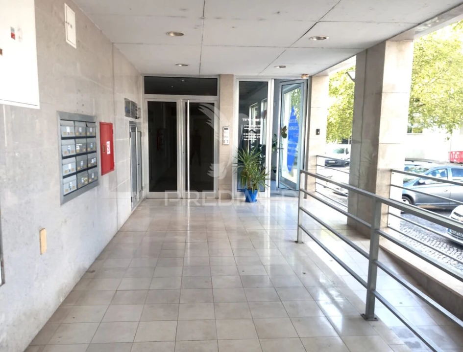 Escritório para Venda em Abrantes (São Vicente e São João) e Alferrarede Foto 2