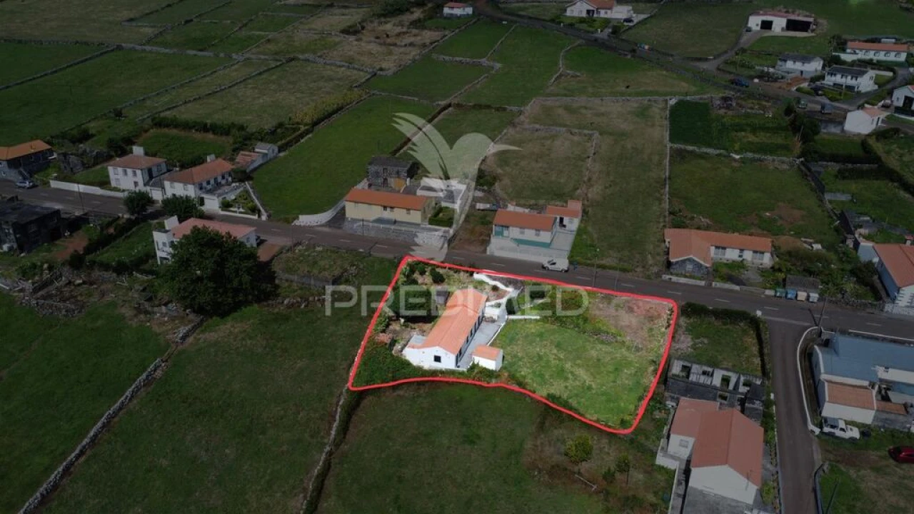 Moradia T2 para Venda em Rosais Foto 3