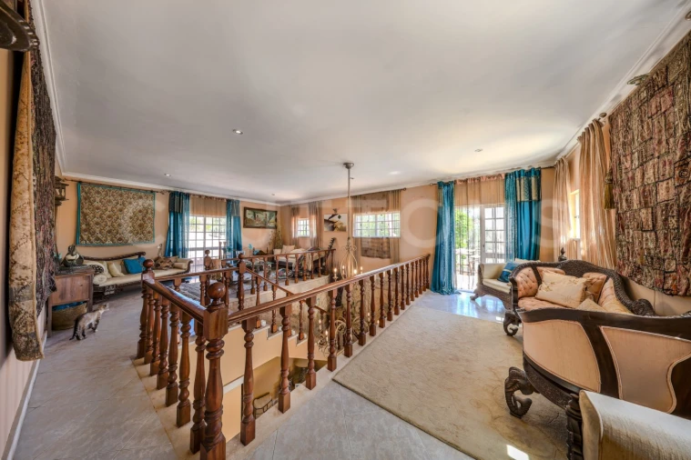 Moradia T6 para Venda em Santa Barbara de Nexe Foto 32