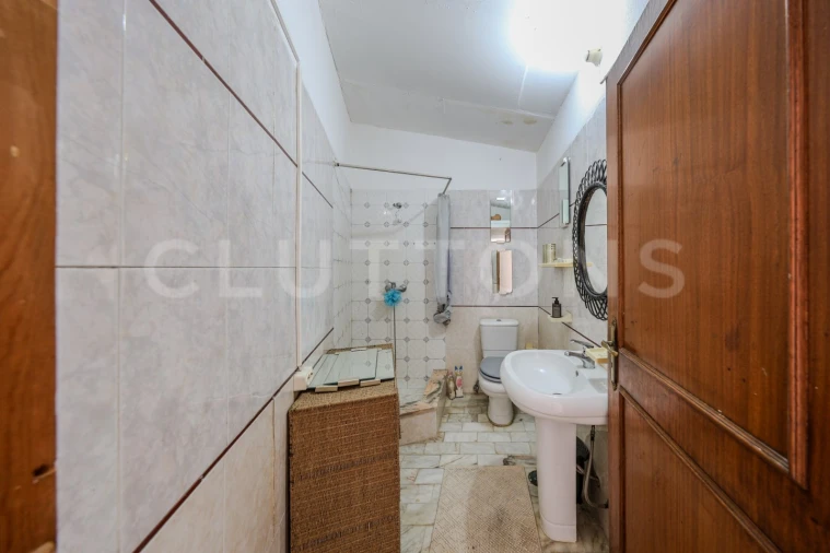 Moradia T6 para Venda em Santa Barbara de Nexe Foto 22