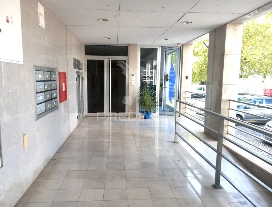 Escritório para Venda em Abrantes (São Vicente e São João) e Alferrarede Foto 3