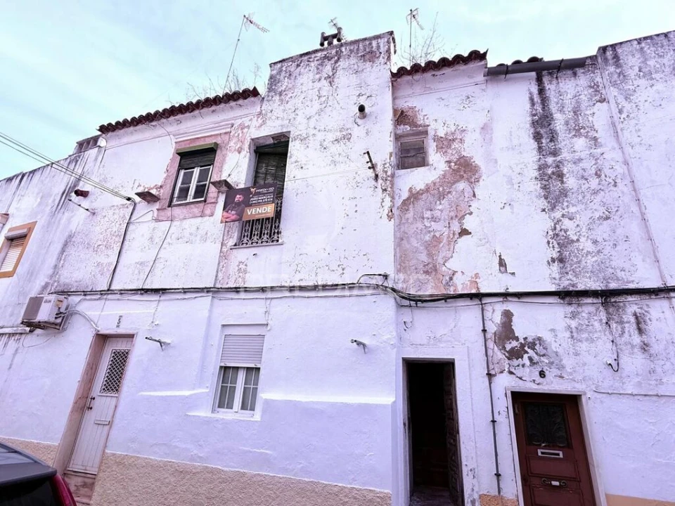 Moradia T2 para Venda em Assunção, Ajuda, Salvador e Santo Ildefonso Foto 15