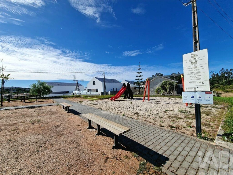 Moradia T2 para Venda em Caldas da Rainha - Santo Onofre e Serra do Bouro Foto 27