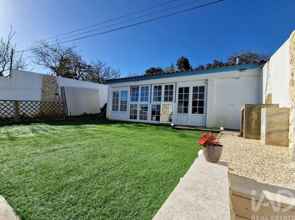 Moradia T2 para Venda em Caldas da Rainha - Santo Onofre e Serra do Bouro Foto 5