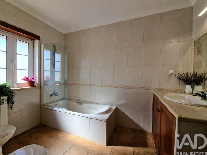 Moradia T2 para Venda em Caldas da Rainha - Santo Onofre e Serra do Bouro Foto 13