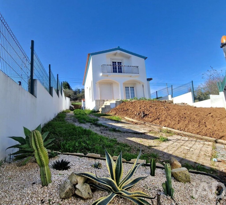Moradia T2 para Venda em Caldas da Rainha - Santo Onofre e Serra do Bouro Foto 2