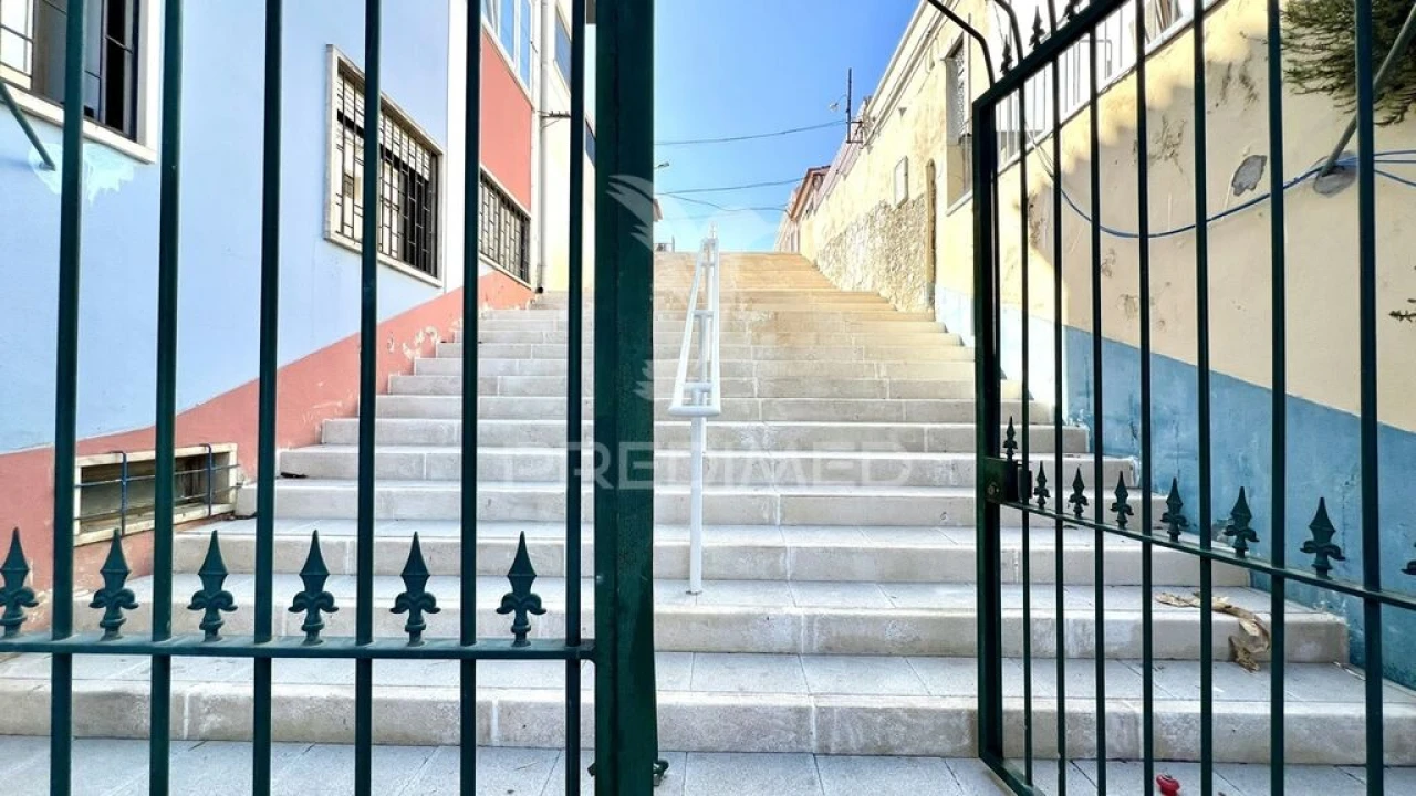 Moradia T2 para Venda em Gambia-Pontes-Alto da Guerra Foto 3