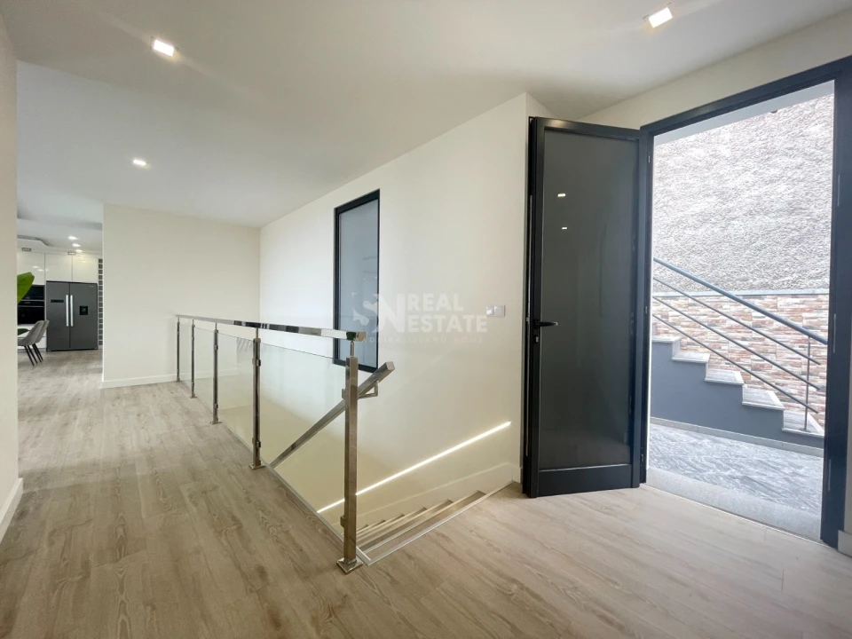 Moradia T3 para Venda em Ribeira Brava Foto 20