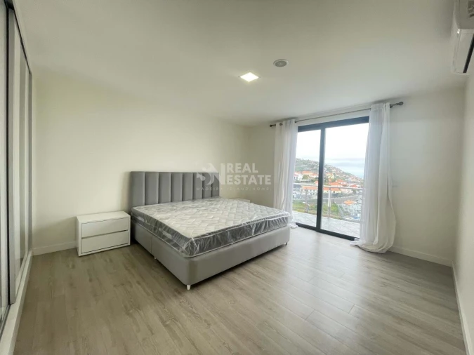 Moradia T3 para Venda em Ribeira Brava Foto 17