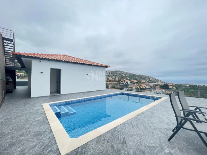 Moradia T3 para Venda em Ribeira Brava Foto 27