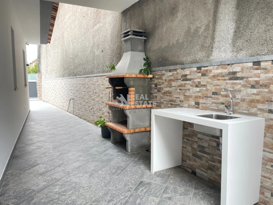 Moradia T3 para Venda em Ribeira Brava Foto 21