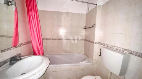 Apartamento T1 para Venda em Quarteira