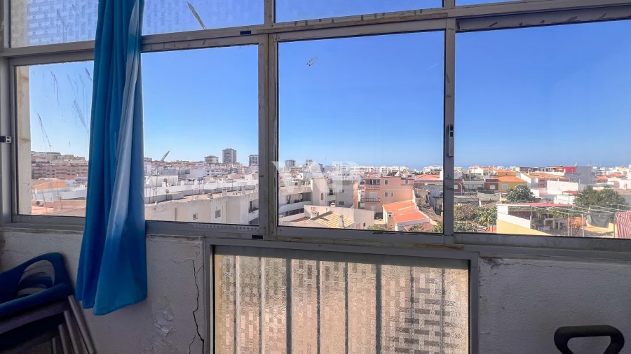 Apartamento T1 para Venda em Quarteira Foto 12