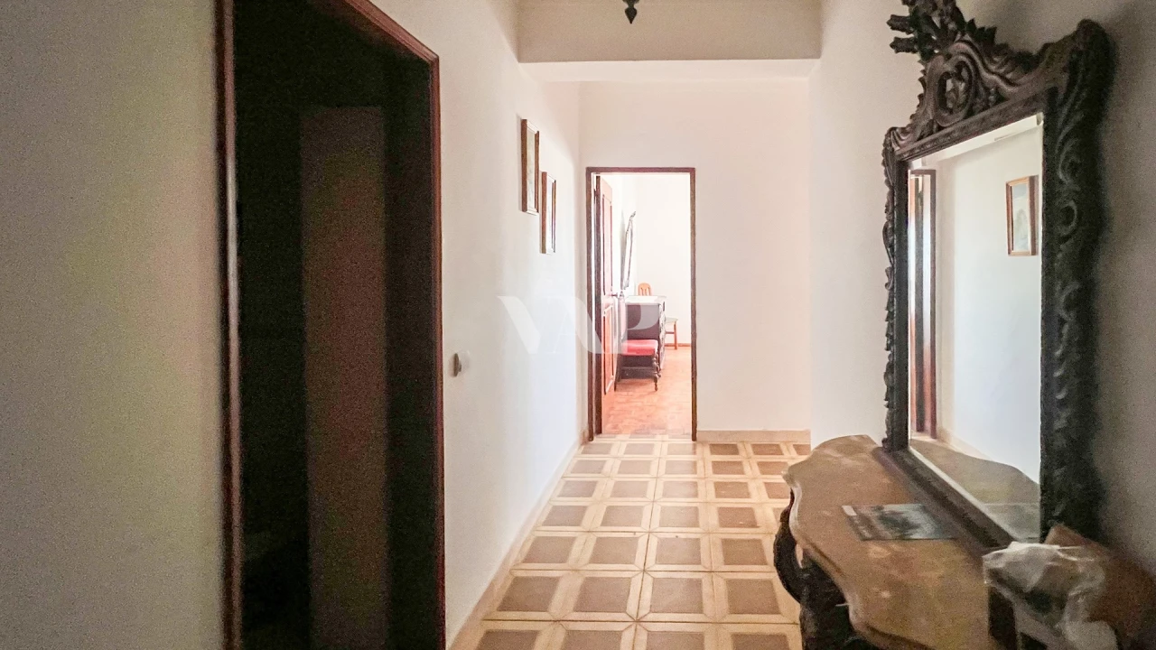 Apartamento T1 para Venda em Quarteira Foto 5