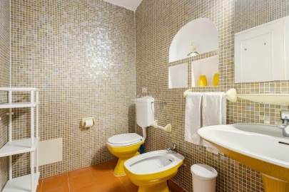 Moradia T4 para Venda em Albufeira e Olhos de Água