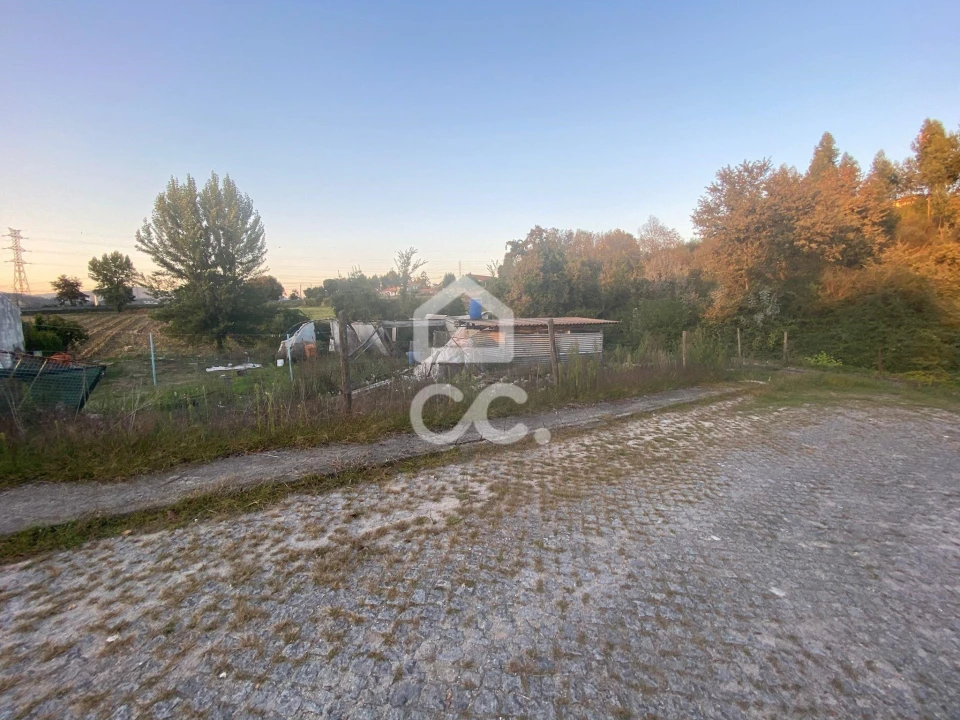 Terreno para Venda em Riba de Ave Foto 10