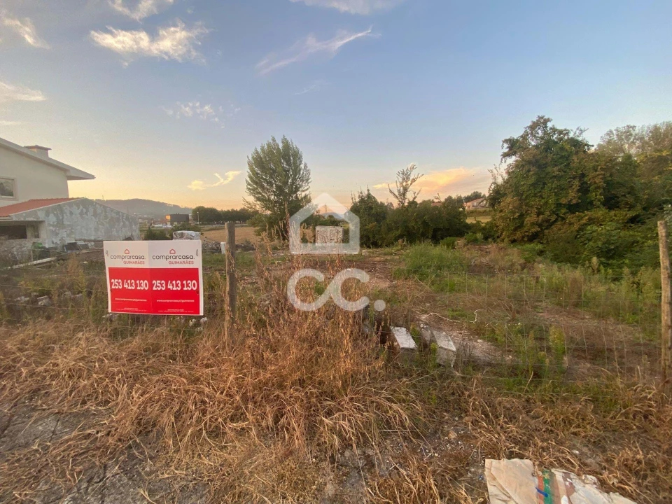 Terreno para Venda em Riba de Ave Foto 3