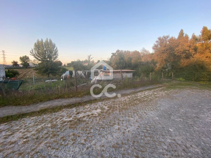 Terreno para Venda em Riba de Ave Foto 10