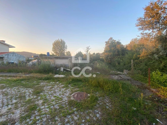 Terreno para Venda em Riba de Ave Foto 5