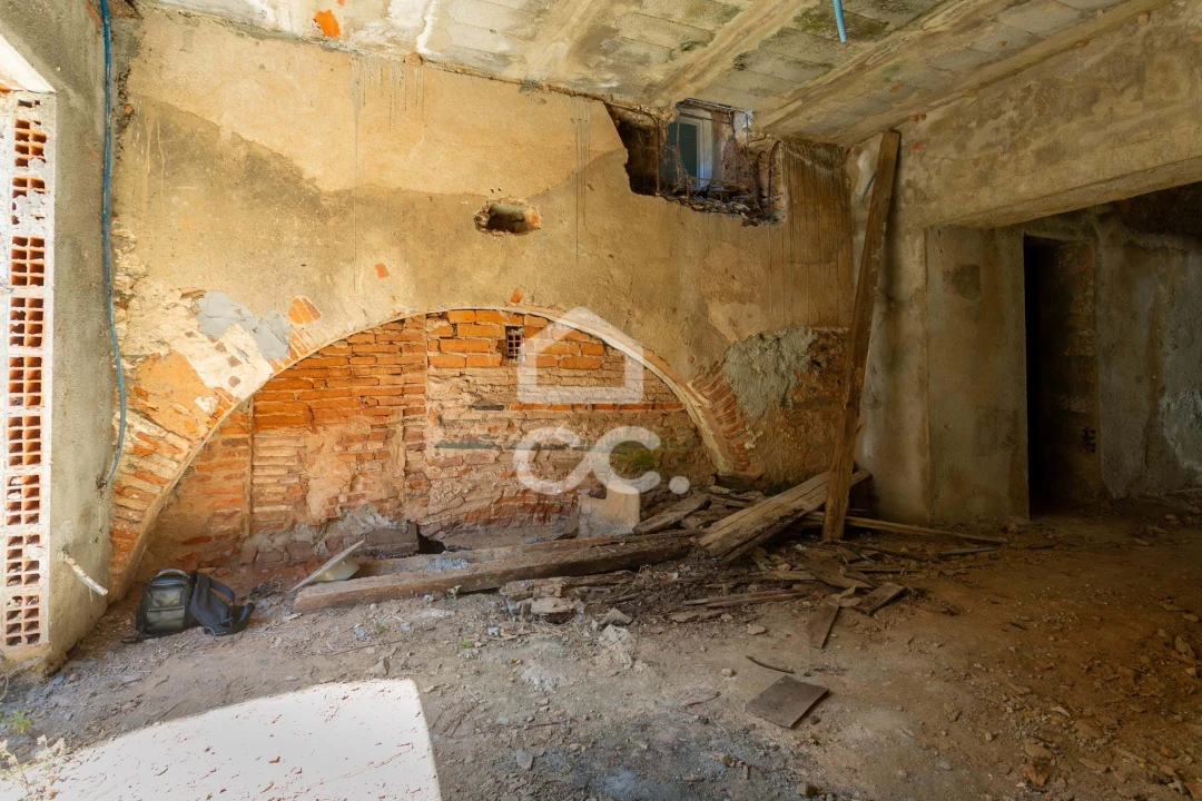 Moradia T3 para Venda em Mourão Foto 12