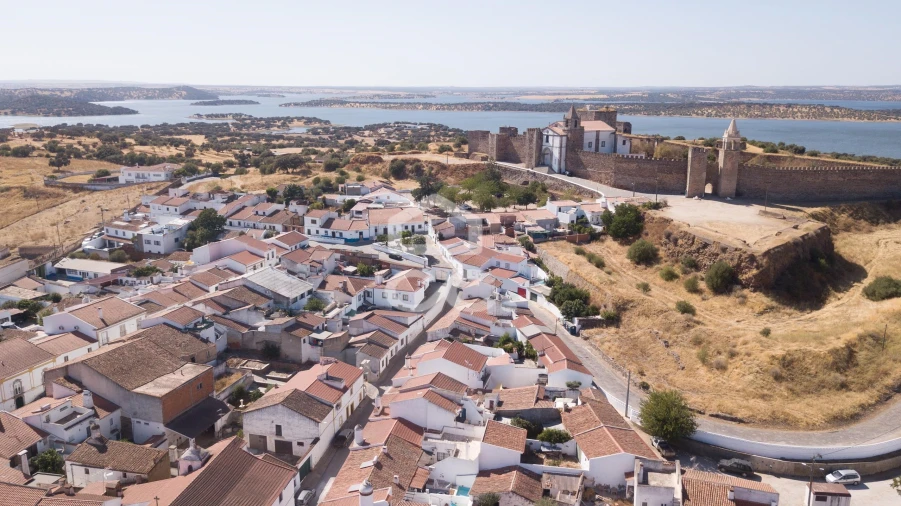 Moradia T3 para Venda em Mourão Foto 32