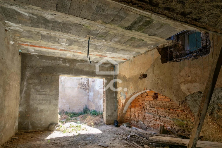 Moradia T3 para Venda em Mourão Foto 16