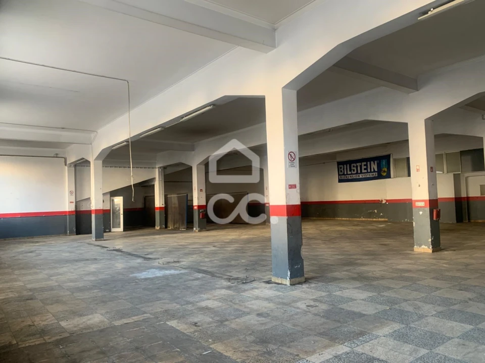 Negócio para Venda em Amora Foto 3