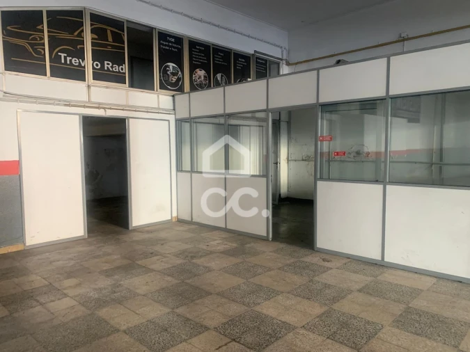 Negócio para Venda em Amora Foto 7