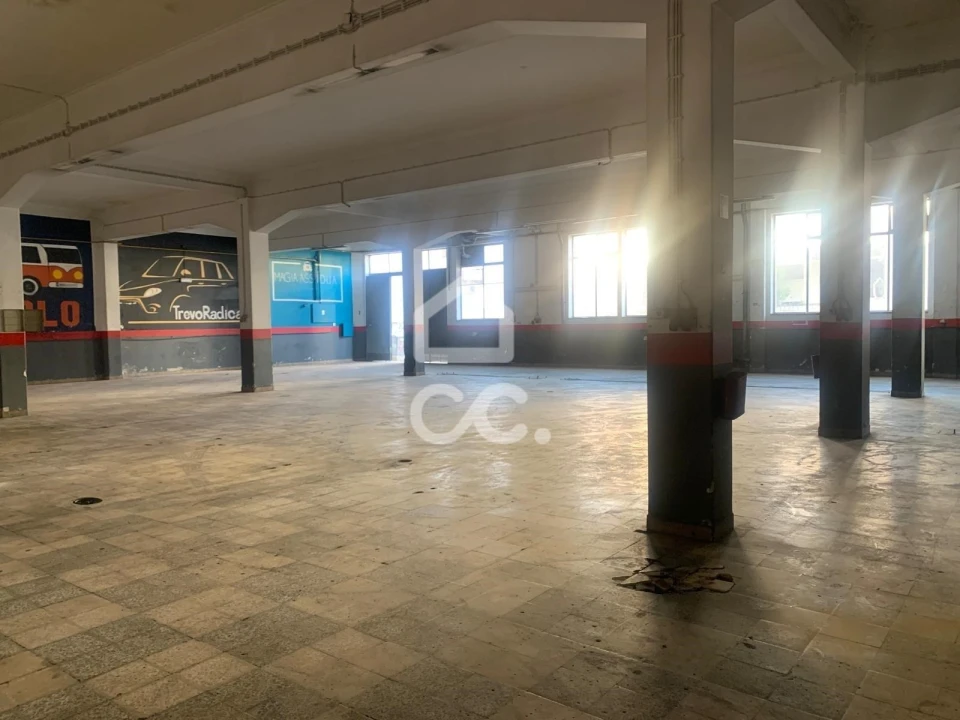 Negócio para Venda em Amora Foto 12