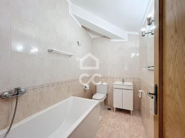 Apartamento T4 para Venda em Caldas da Rainha - Santo Onofre e Serra do Bouro