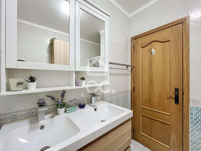Apartamento T4 para Venda em Caldas da Rainha - Santo Onofre e Serra do Bouro Foto 17